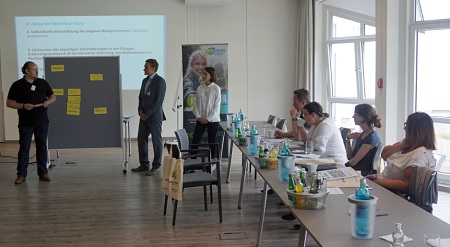 Die Teilnehmenden des Workshops stellten die Ergebnisse ihrer Gruppenarbeit vor. Zuvor hatte Matthias Sellinger von der Hochschule Ludwigshafen, Mitte referiert. (Foto: KV Altenkirchen)