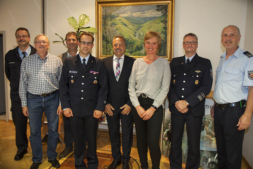 Bekannte Gesichter auf den neuen Positionen der VG Rengsdorf-Waldbreitbach. Foto: Wolfgang Tischler