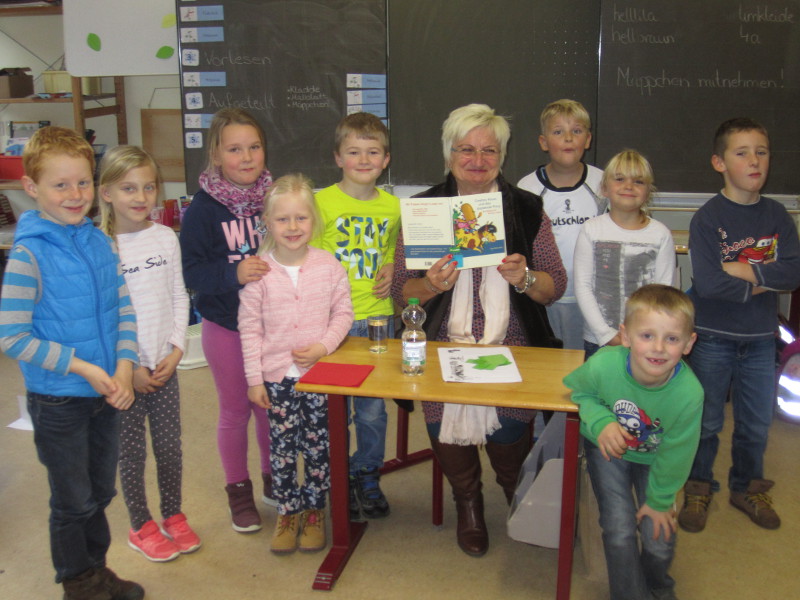 Vorleser zu Besuch an der Grundschule Etzbach