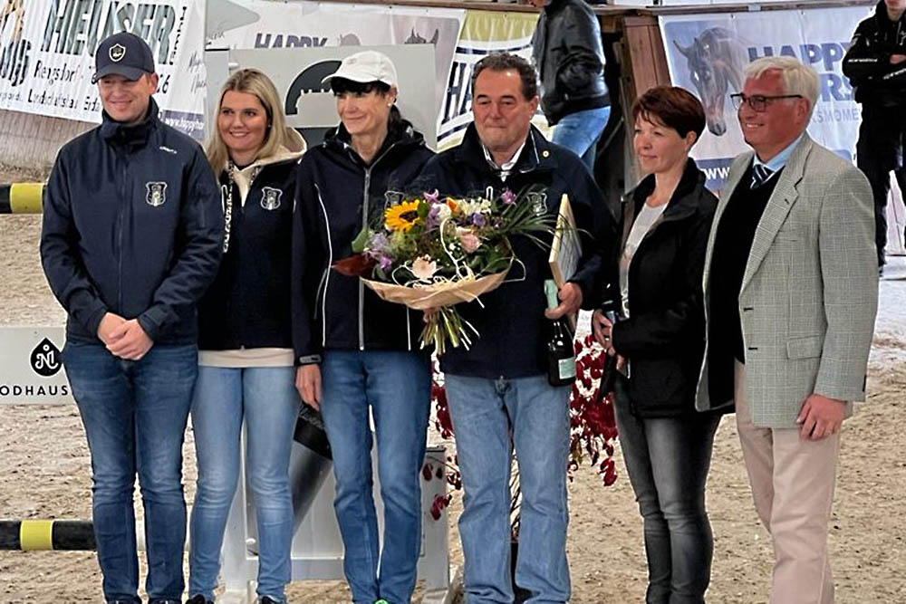 Kai Schaffner, Denise Ewenz, Uschi Ewenz, Helmut Ewenz, Tanja Aust, Bruno Eidam. Foto: Uwe Lederer