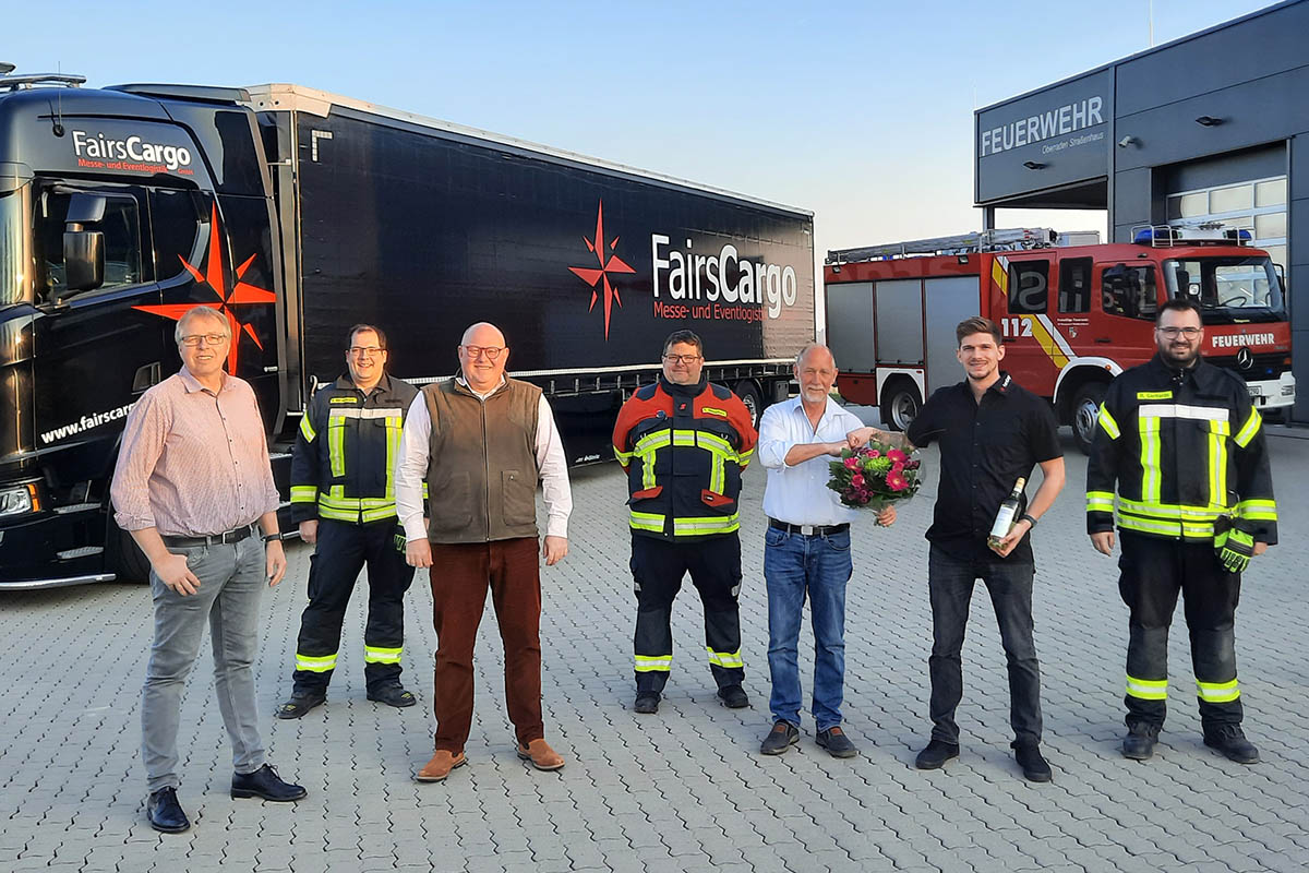 Spendenbergabe an Frderverein der Feuerwehr Oberraden-Straenhaus 