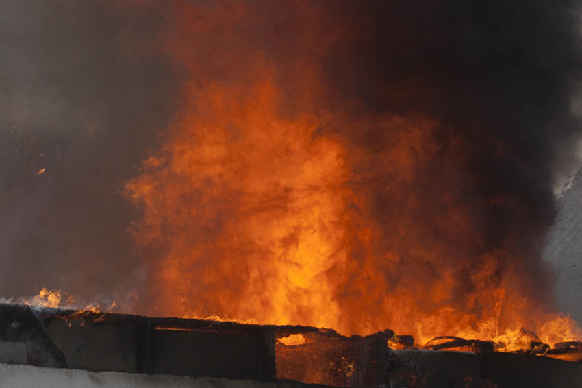 Feuerwerkschaos - mehreren Brnden in Wirges, Selters und Hhr-Grenzhausen