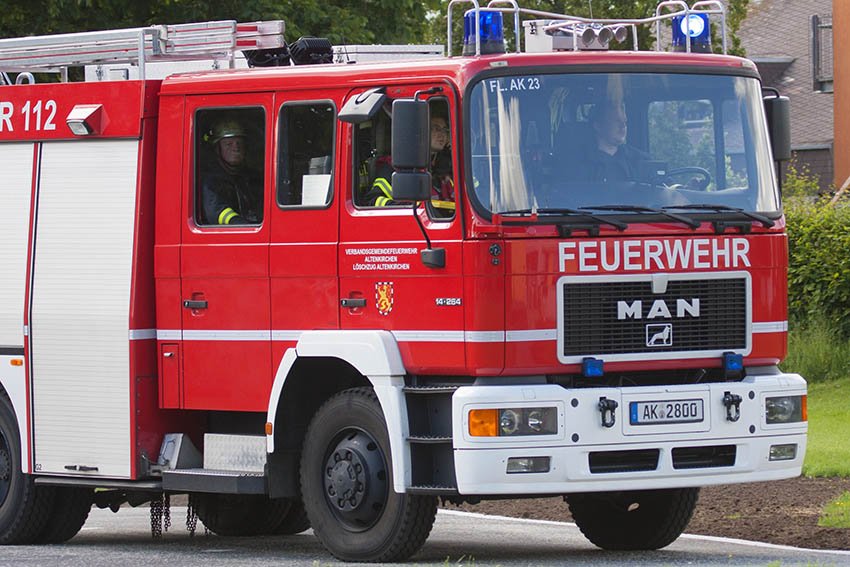 Feuerwehr in der VG Kirchen verpflichtet neue Fhrungskrfte 