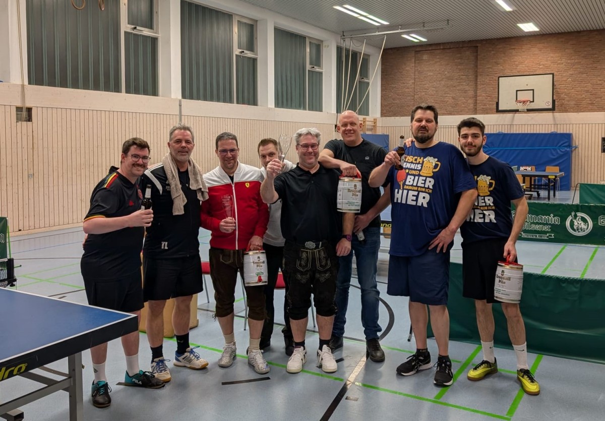 Die Sieger des Tischtennis-Ortsvereinsturniers in Niederfischbach (Fotos: TTSG Niederfischbach)