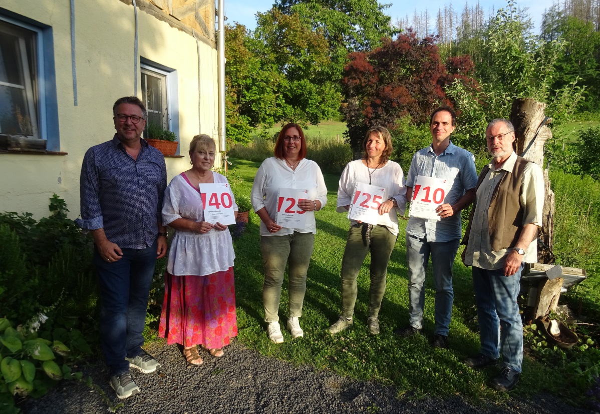 v.l. Klaus Peter Hammer, Dagmar Weckwerth, Yvonne Blser, Katja Reinfeld, Kevin Lenz, Heribert Blume (Foto: GEW Altenkirchen)