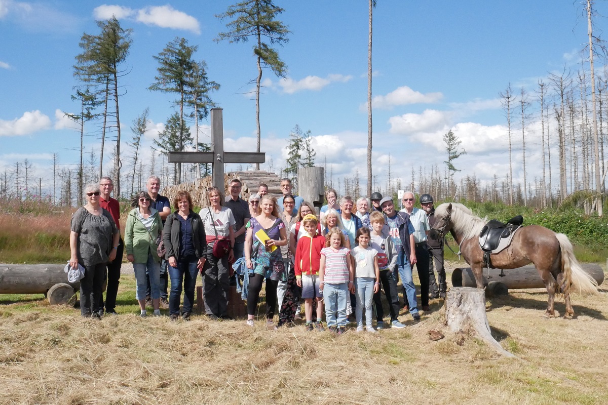 kumenische Gebetswanderung zur Andachtssttte Klima-Zukunftswald an der Alarmstange