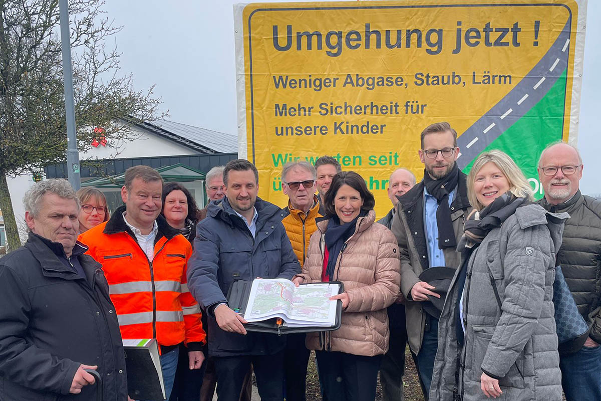 Jenny Gro nimmt Verkehrsministerin Schmitt beim Wort