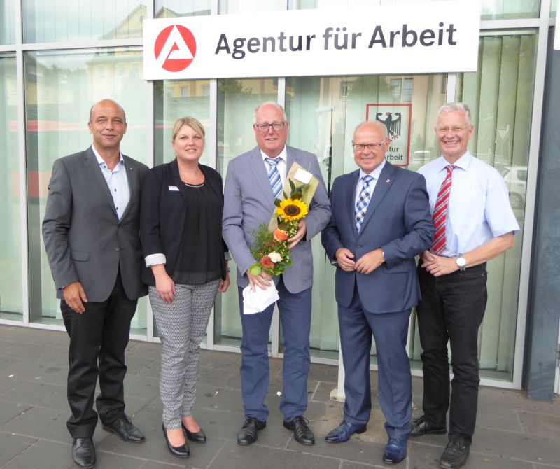 Verabschiedung von Gnther Klein. Von links: Elmar Wagner, Caroline Eberhard, Gnther Klein, Peter Labonte und Frank Puchtler. Foto AA Montabaur