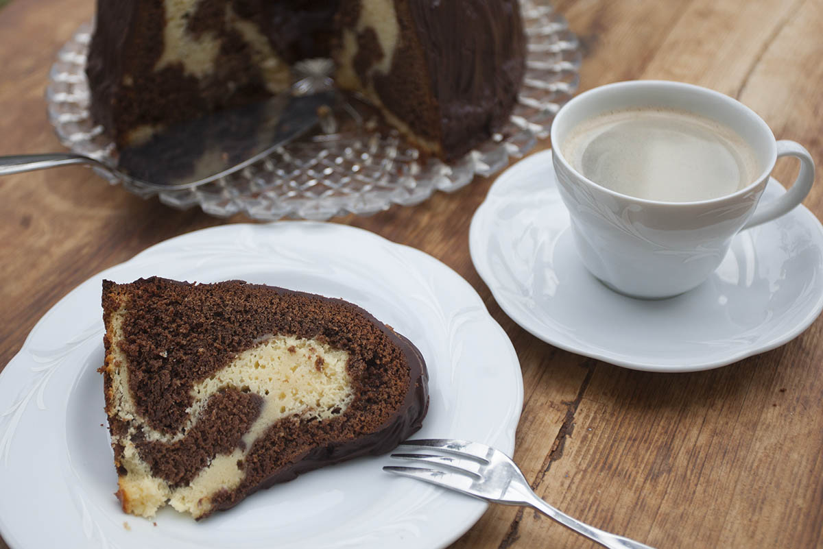 Westerwlder Rezepte: Schoko-Gugelhupf mit berraschung