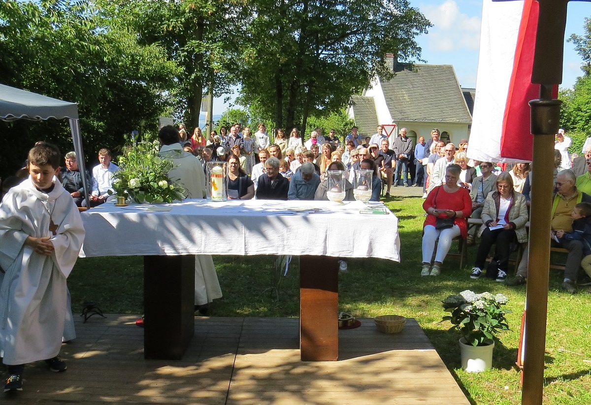 Heimat- und Verschnerungsverein Ohlenberg feierte seine 100-jhrige Kapelle 