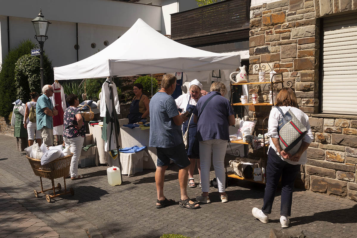 Die Veranstalter hoffen auf hnlich viel Andrang wie hier beim Handwerkermarkt 2022. (Foto: Archiv Wolfgang Tischler)