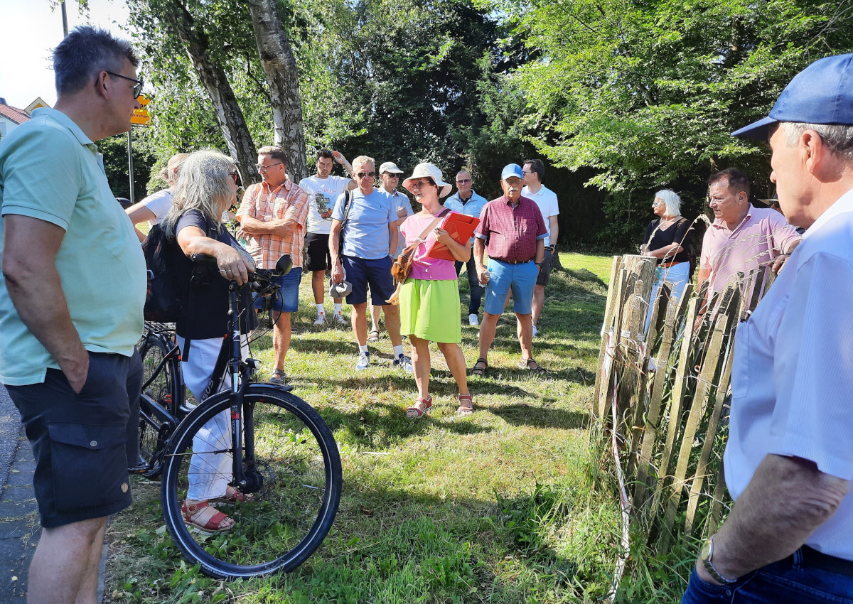 Neue Perspektiven fr Horhausen: Ortsrundgang mit Brgermeister und Ausschussmitgliedern