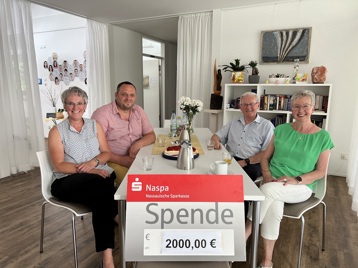 Feier zur Goldenen Hochzeit erbringt Spende von 2.320 Euro fr das Hospiz St. Thomas