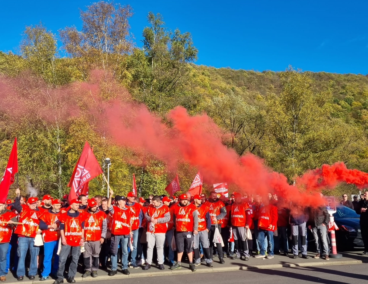 "Wir haben es verdient"- Weiterer Streik der IG Metall bei Rexnord und AVX Kyocera