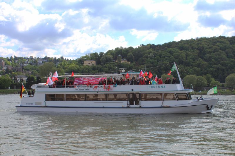 Schifffahrt zur Maikundgebung in Koblenz. Foto: IGM Neuwied