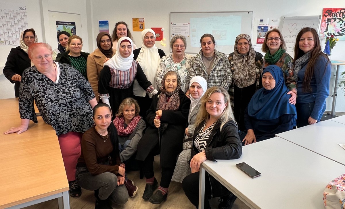 Der Austausch steht im Fokus der interkulturellen Wochen, deren Auftakt eine interkulturelle Frauenrunde macht. (Foto: Tasnim Haddad)