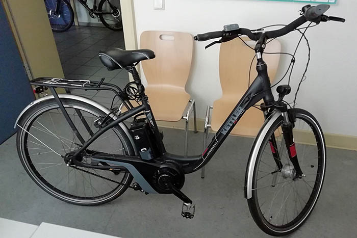 Die Polizei fragt: "Wem gehrt dieses Fahrrad?". Foto: Polizei