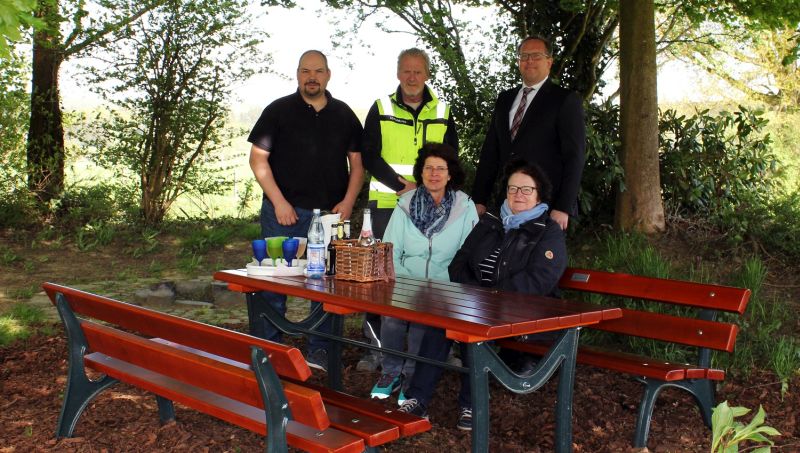 Neuer Bank-Standort Giershofen