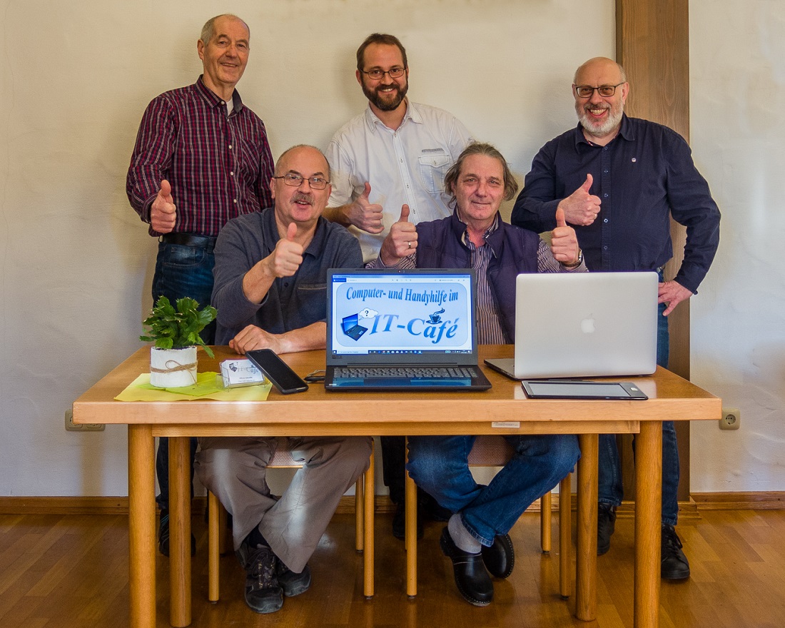 Das gesamte Team der Computer- und Handyhilfe im IT-Caf freut sich wieder darauf, Brgerinnen und Brgern Hilfeleistungen anbieten zu knnen. (Foto: privat)