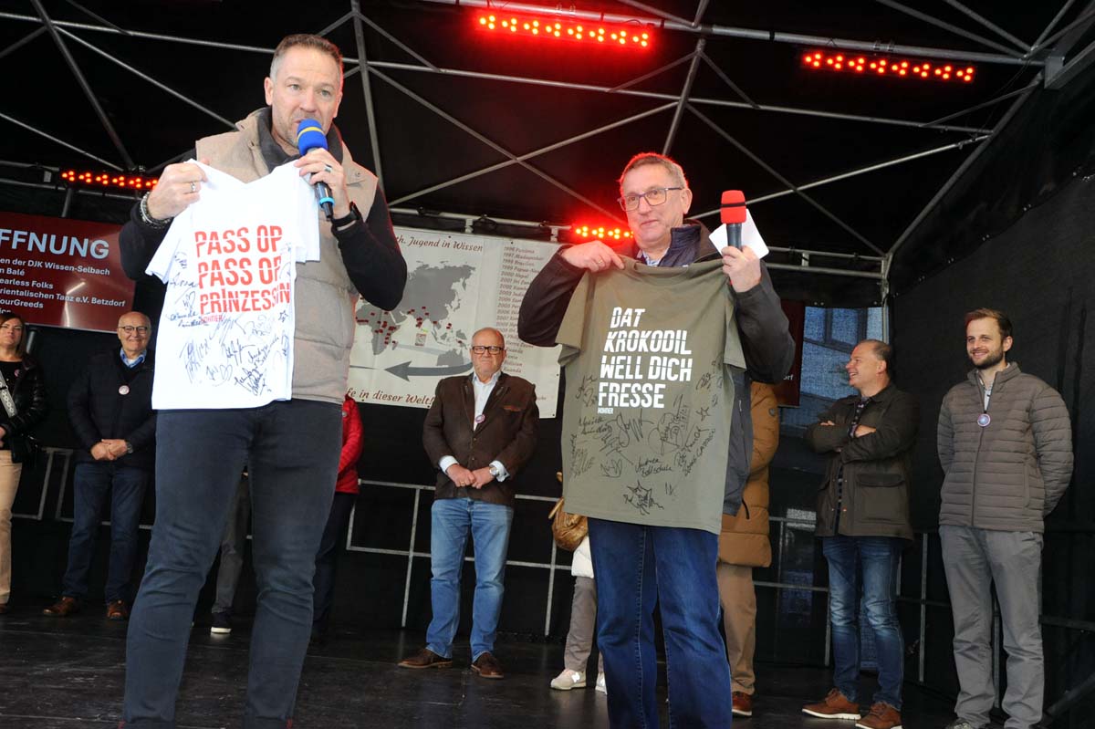 55. Jahrmarkt in Wissen: Zahlreiche Besucher waren zur Erffnung gekommen