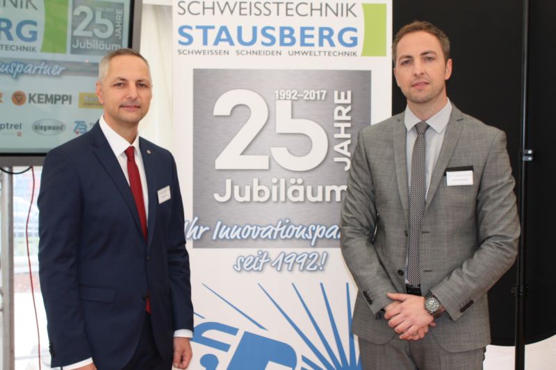 v.l. Geschftsfhrer Thomas und Patrick Stausberg feiern das 25-jhrige Jubilum ihres Unternehmens Foto: jkh