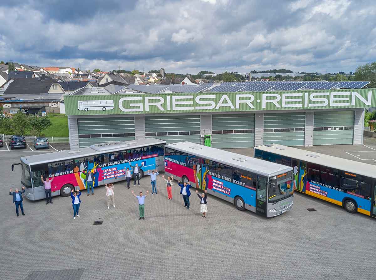 Die Busse der Aktion Hnde hoch frs Handwerk. (Fotograf: Olaf Nitz)