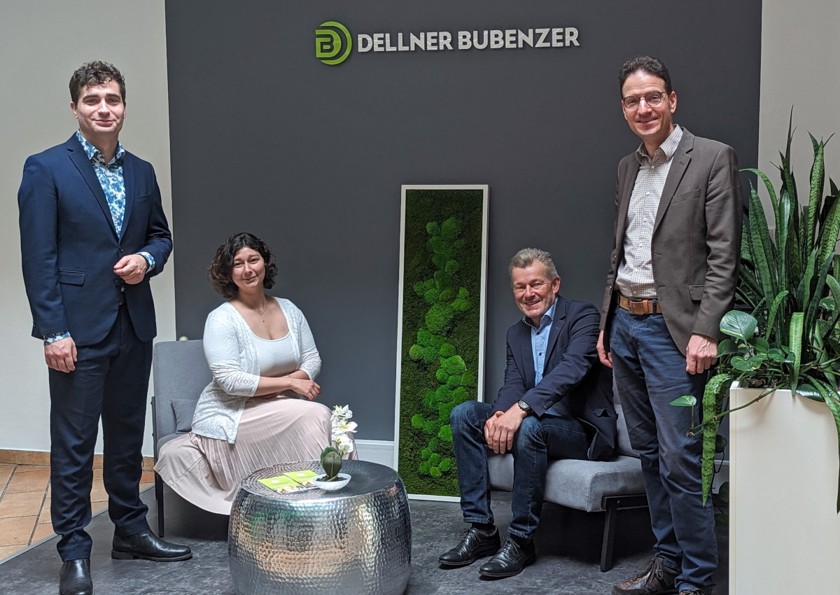 Von links: Niklas Discher (TraForce), Alina Lubczyk (Dellner Bubenzer Gemany GmbH), Jrg Ditthardt (TraForce) und Thomas Pursch (Dellner Bubenzer Germany GmbH). (Foto: Stefanie Girresser)