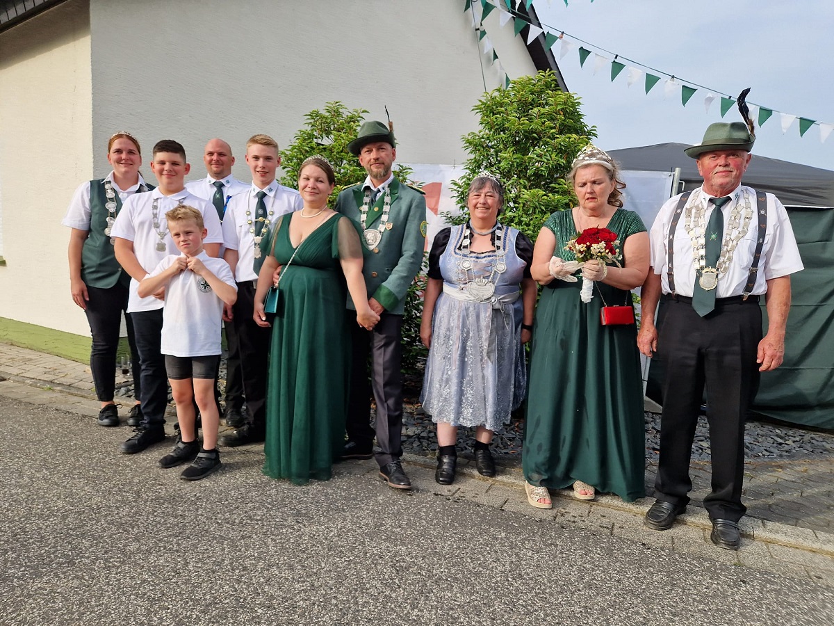 St. Hubertus Schtzen Steinshardt luden zur traditionellen Peter und Paul Kirmes