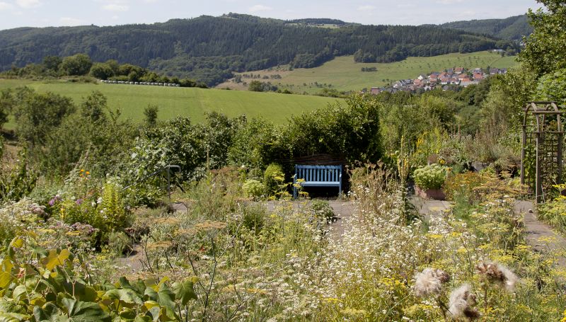 Im Klostergarten der Waldbreitbacher Franziskanerinnen finden regelmig verschiedene Veranstaltungen statt. Fotos: Veranstalter