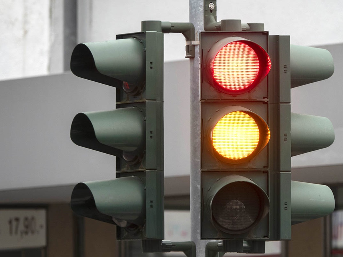 Baustellenampeln: So knnen Verzgerungen und Staus vermieden werden