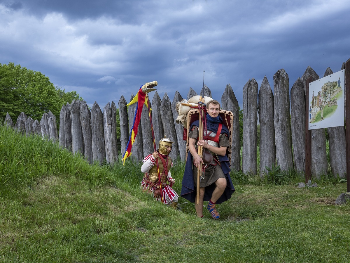 Der Limesmarsch fhrt entlang des UNESCO Welterbe Obergermanisch-Raetischer Limes. (Foto: Tobias Nettekoven)