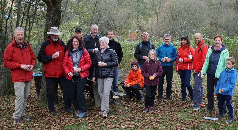 Die Herbstwanderung des Lauftreffs Puderbach wurde diesmal in der Kroppacher Schweiz durchgefhrt. Foto: Jrg Dittrich/Lauftreff Puderbach