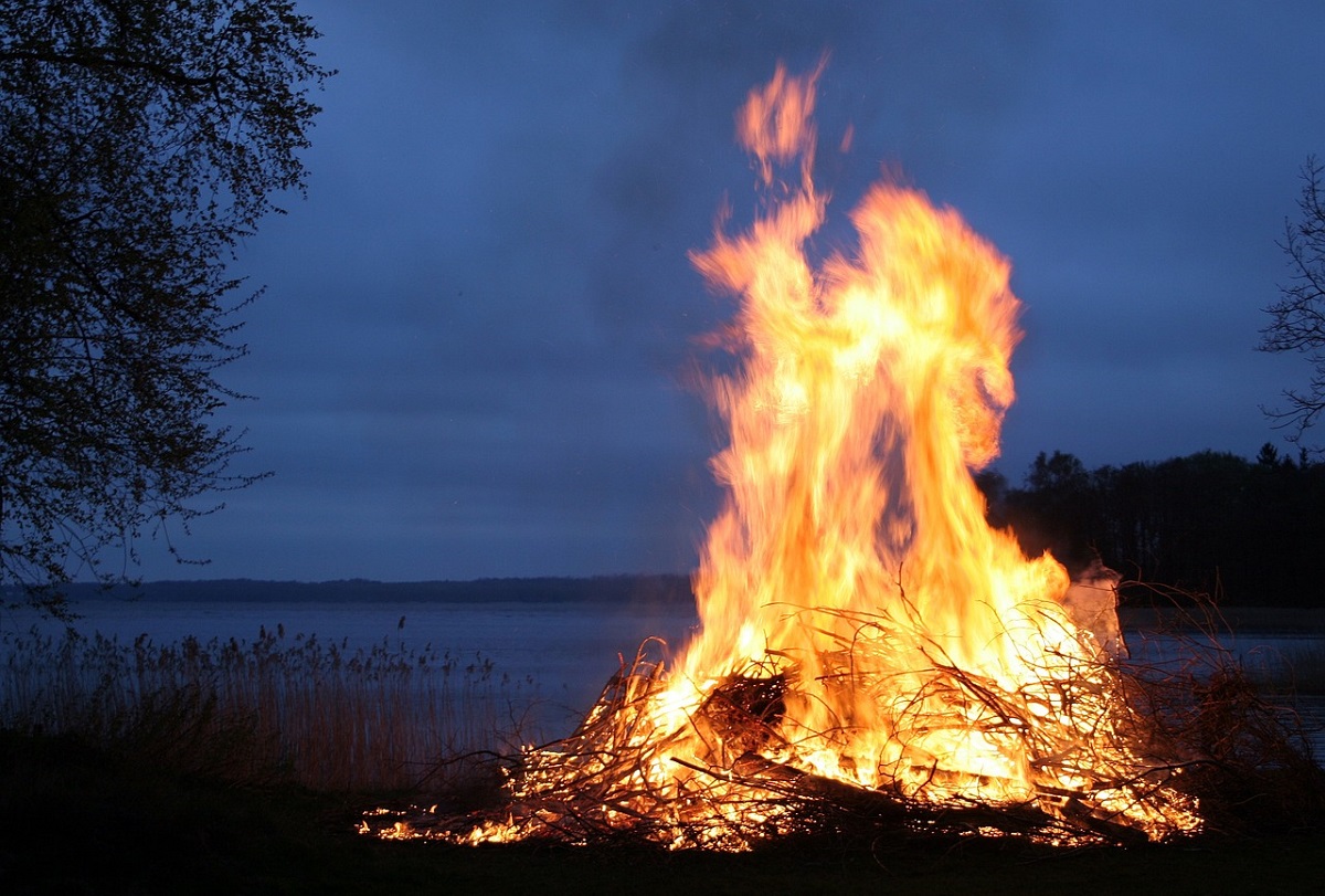 Neujahrsfeuer statt Neujahrsempfang im Ignatius-Ltschert-Haus in Horbach