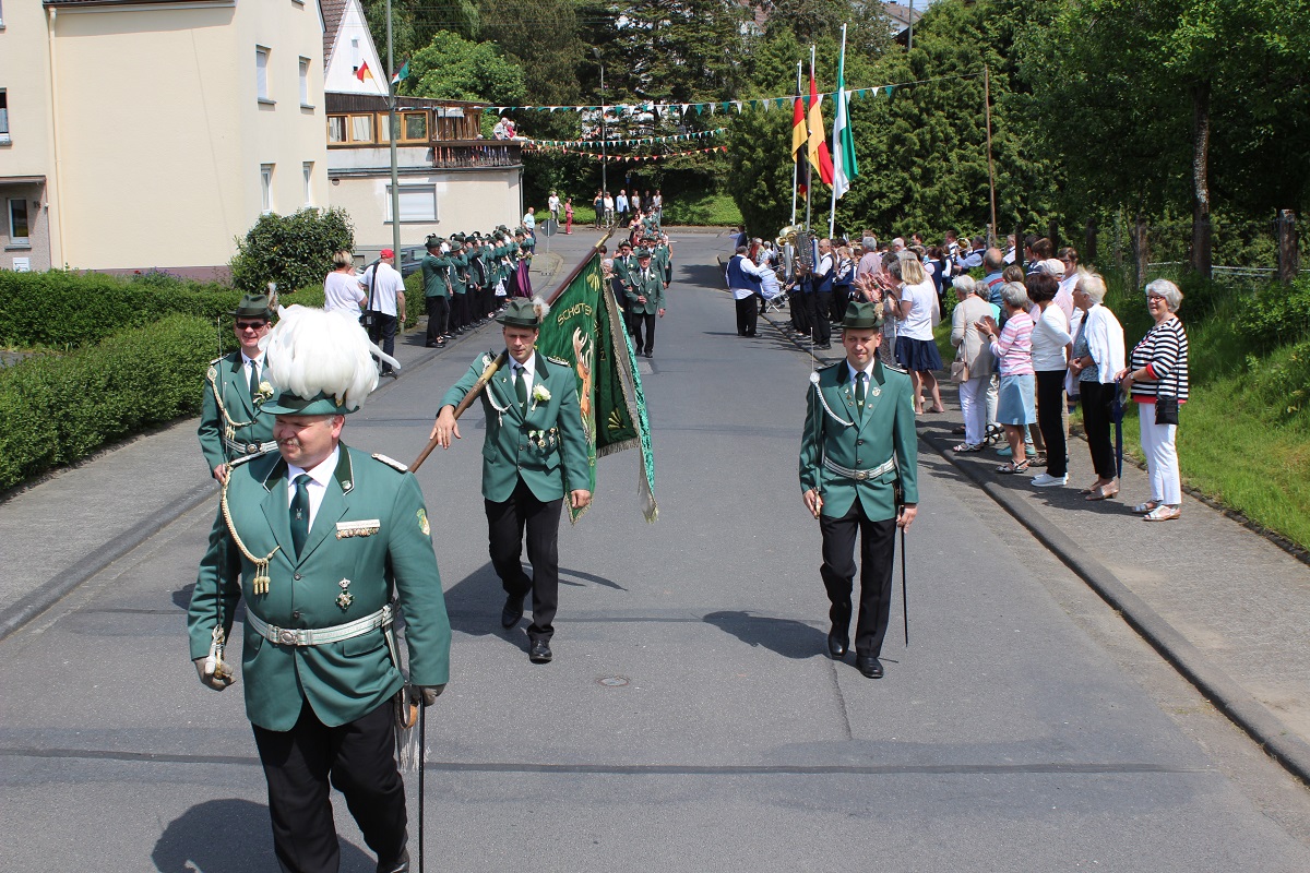 Der Schtzenumzug aus dem Jahr 2018. Alle Beteiligten freuen sich auf ein Wiedersehen in 2022. (Foto: privat)