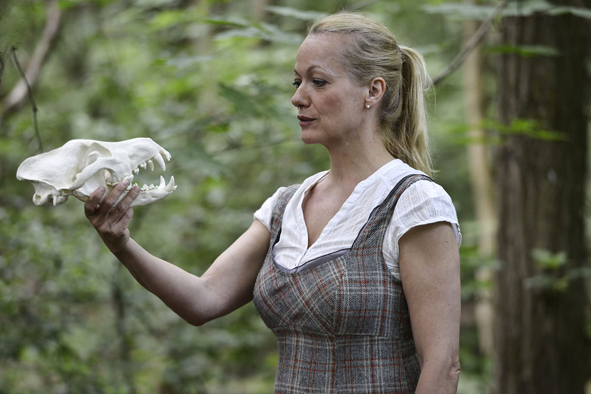 Schauspielerin Daniela Zhl gestaltet den Abend rund um den Wolf mit. Foto: Karsten Bartel