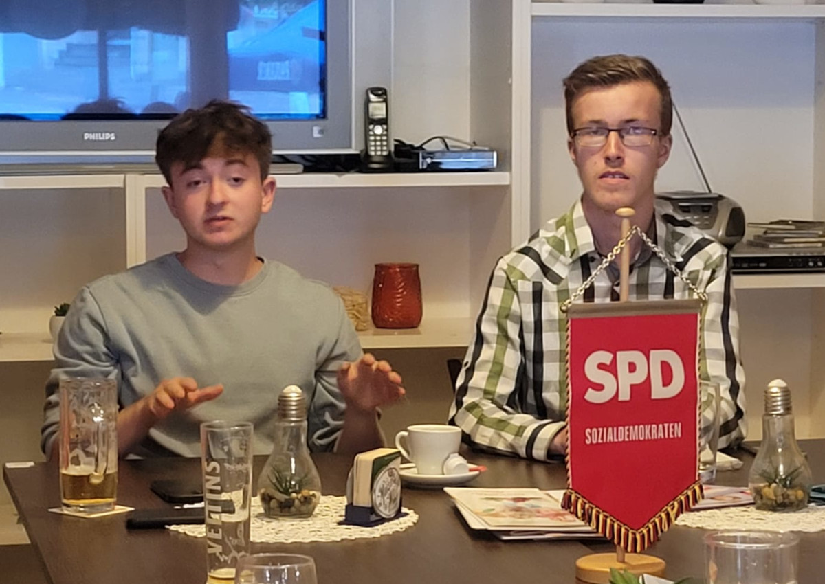 Bildungspolitik und Engagement: Stammtisch in Linz mit Landesschlersprecher Groothuis