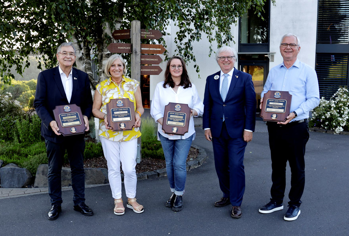 Lions Club hat neue Prsidentin: Barbara Hombach gestaltet interessantes Jahr