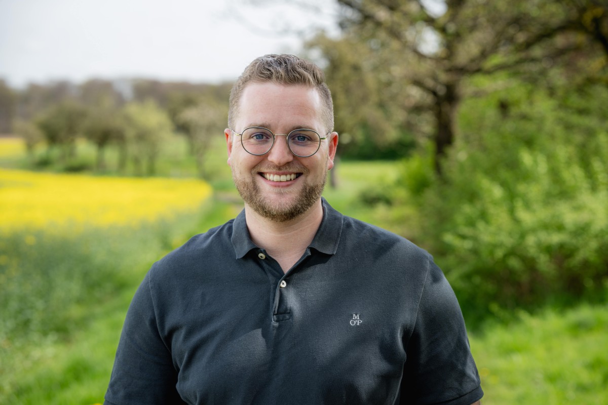 Der heimische Bundestagsabgeordnete Martin Diedenhofen (SPD) hat angeregt, die Generalsanierung der Bahnstrecke "Rechter Rhein" fr die Sanierung der historischen Erpeler Brckentrme zu nutzen. (Foto: Martin Schmitz)