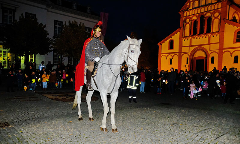 Kreisverwaltung empfiehlt Absage von Martinsumzgen