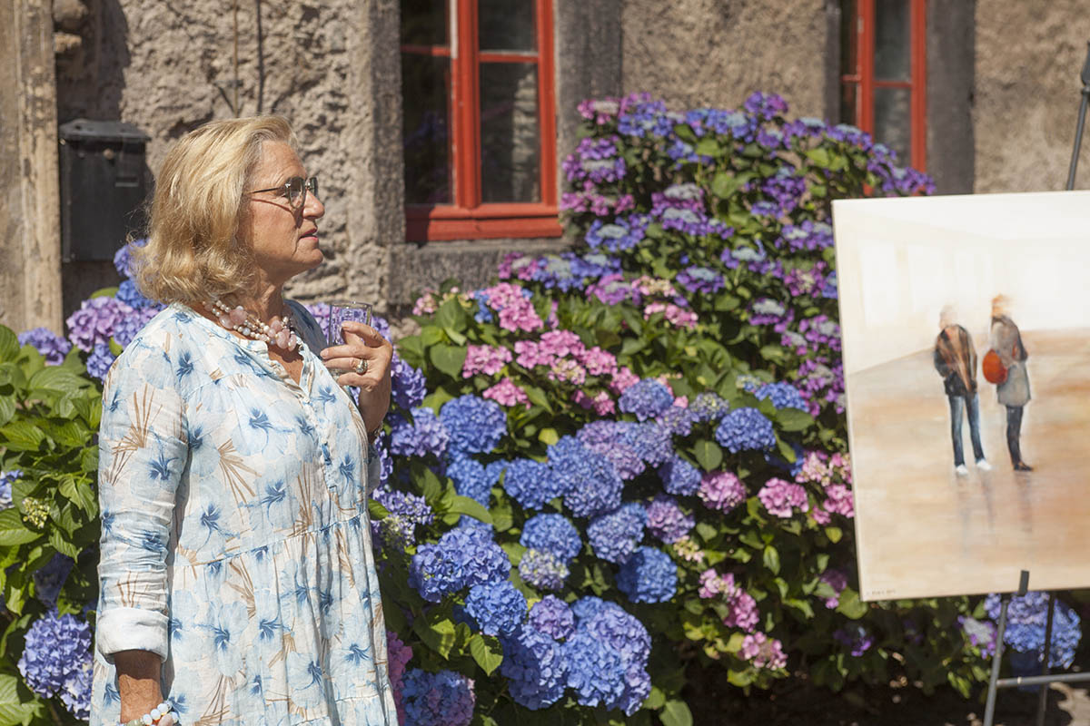 Knstlergruppe Farbenkraft stellt in der Burg Namedy aus 