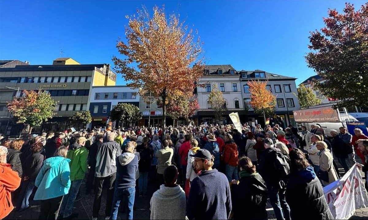 Linzer SPD ruft zum Aufstehen gegen Rechts auf - Fahrgemeinschaft nach Neuwied