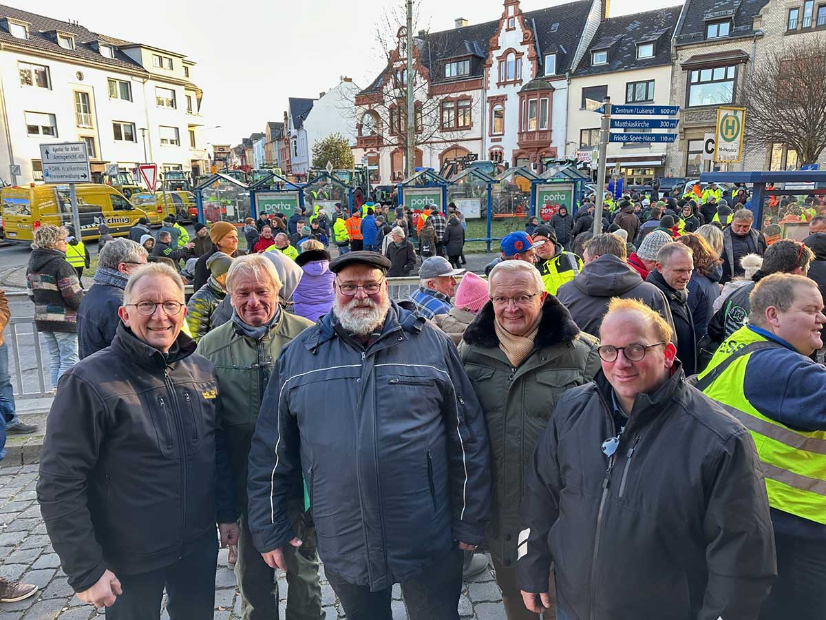 Landrat Hallerbach untersttzt regionale Landwirtschaft und kritisiert Bundesregierung