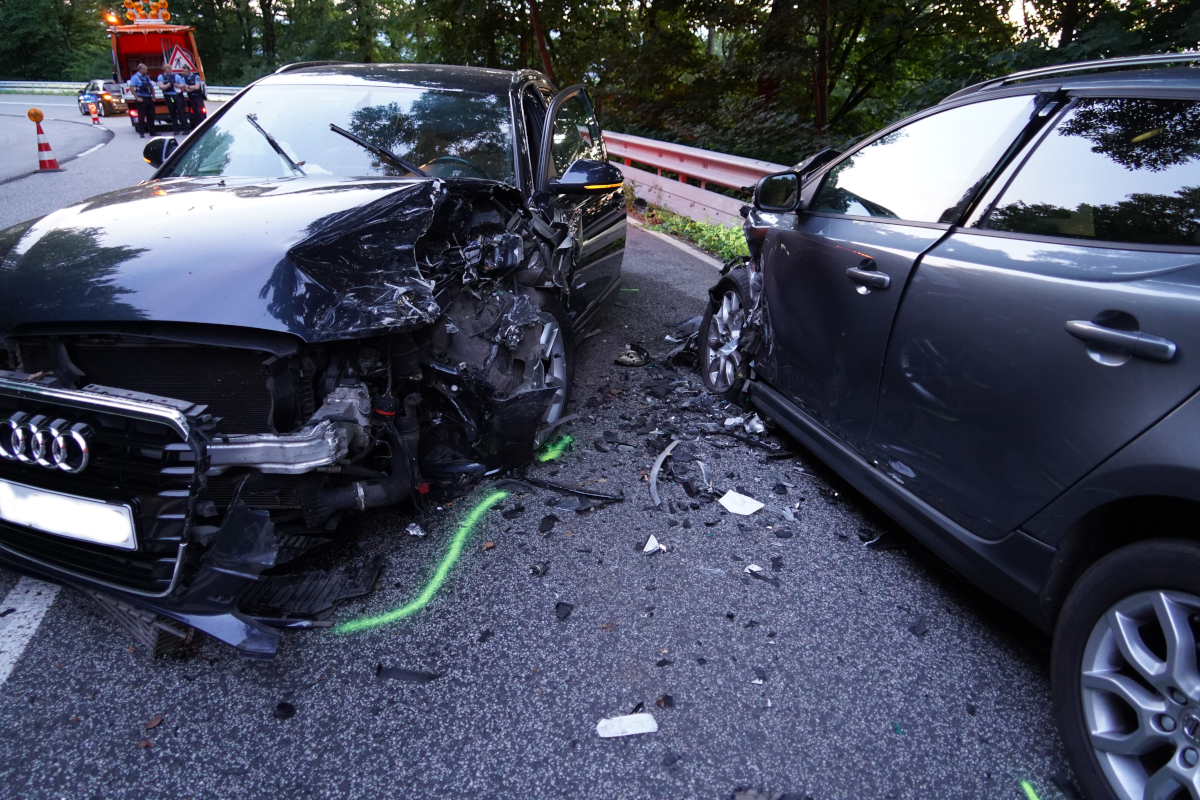 Rennen auf der Alteck? Schwerer Unfall fordert mehrere Verletzte