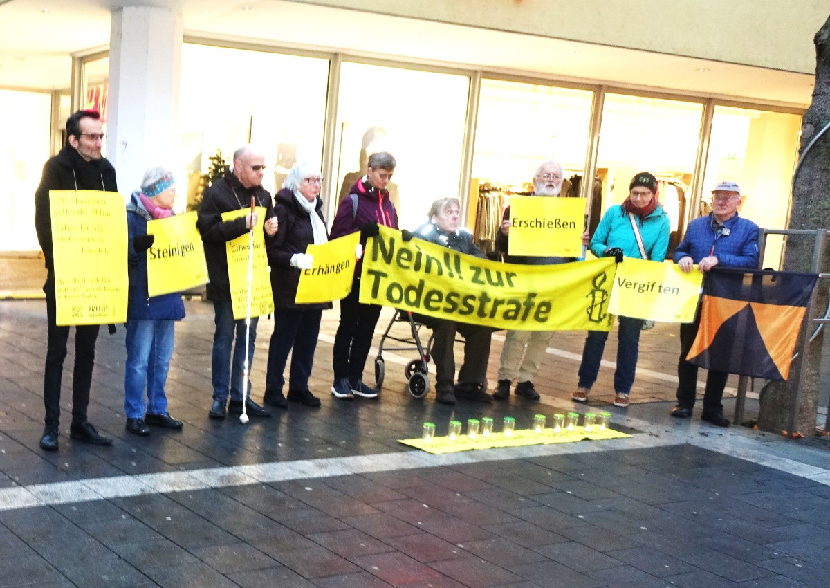 Neuwieder Amnesty International Gruppe hlt Mahnwache gegen Todesstrafe ab