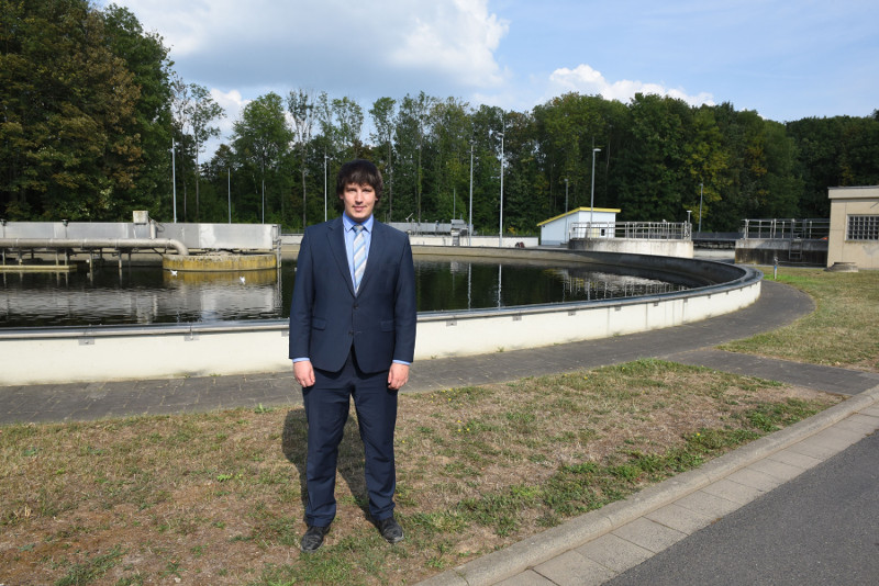 Bleck besuchte ein Biomasse-Heizkraftwerk, eine Photovoltaikanlage und eine Klranlage in Neuwied. Foto: Wahlkreisbro AfD