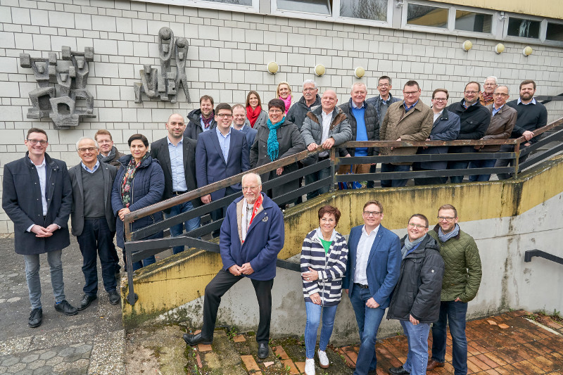 Ortsbesichtigung an der Sport- und Festhalle Heimbach-Weis mit Mitgliedern der CDU Neuwied. Foto: CDU Neuwied
