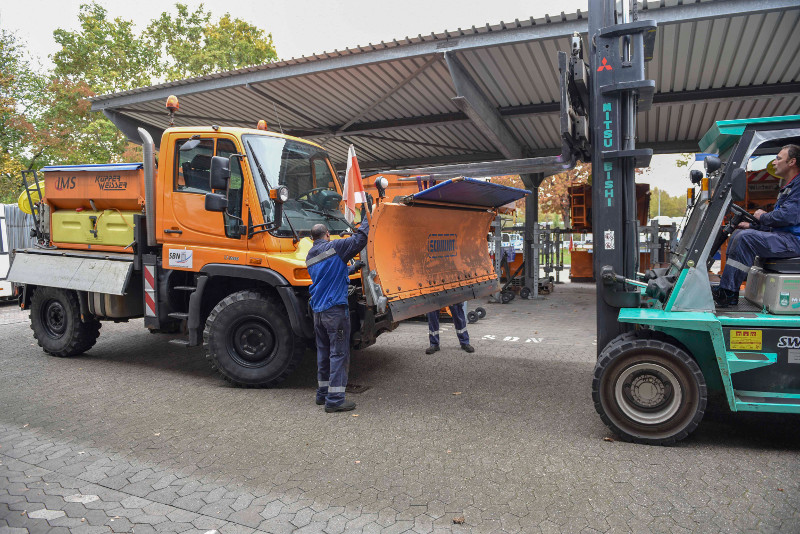 Die Rumfahrzeuge wurden frhzeitig fr den Einsatz umgerstet. Foto: SBN
