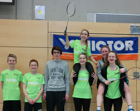 Die Badminton-Jugend der DJK Gebhardshain-Steinebach mischte bei den jngsten Nachwuchsturnieren wie hier in Mayen krftig mit. (Foto: Verein) 