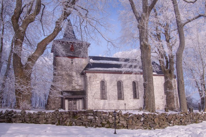 Kirche in Neukirch. Fotos: Pfarrer Eckhard Schmitt