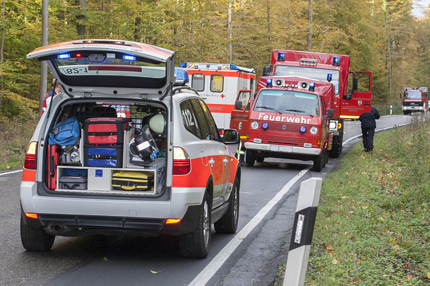 Schwerer Verkehrsunfall mit vier Verletzten